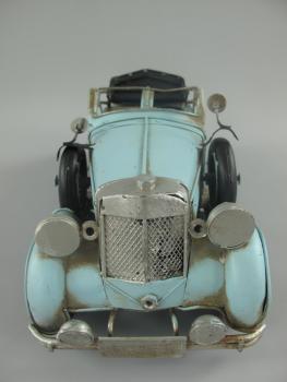 Antikes Automodell mit offenen Verdeck