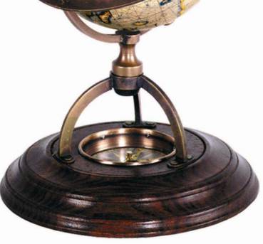 Terrestrischer Globus mit Kompass