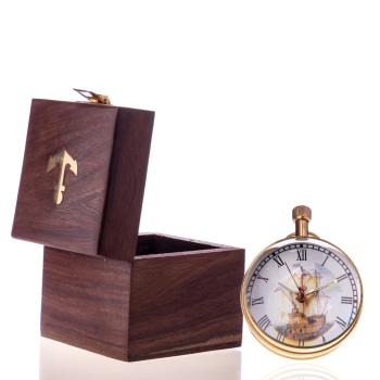 Kugeluhr mit Box