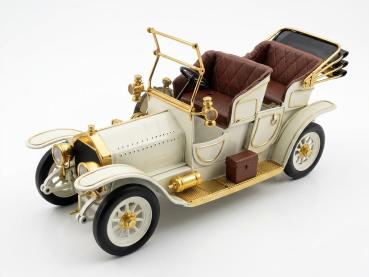 Offener Oldtimer als Modell aus Blech