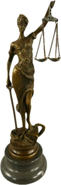 Bronzefigur Justitia