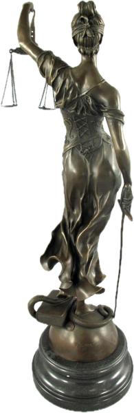 Justitia hinten